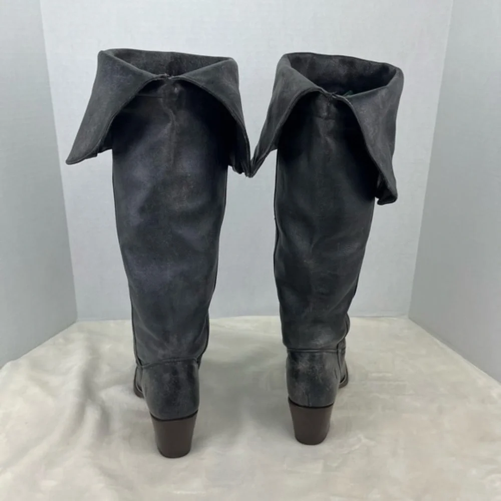 Frye taylor over